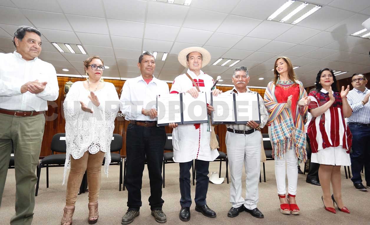 Firma Rec Pacto De Civilidad Con Representantes De Oxchuc