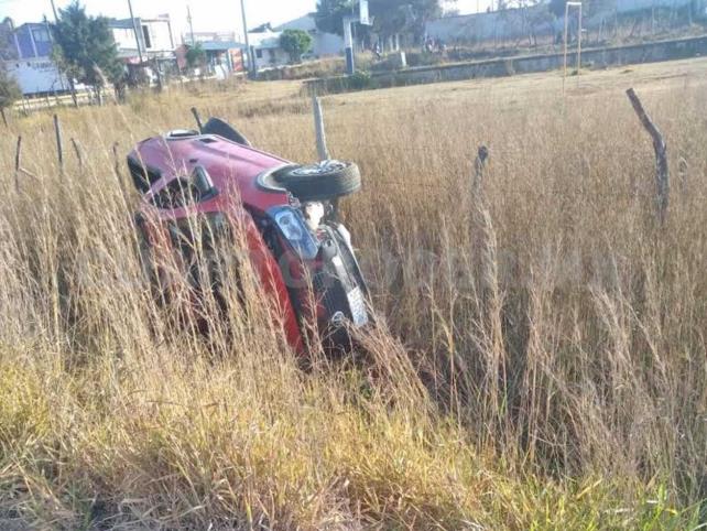 Una Persona Lesionada En Volcadura De Camioneta