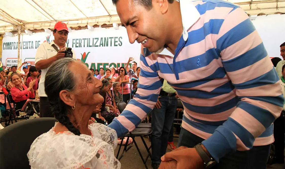 ERA trabaja a favor de los adultos mayores en el municipio de Ángel Albino Corzo. CP