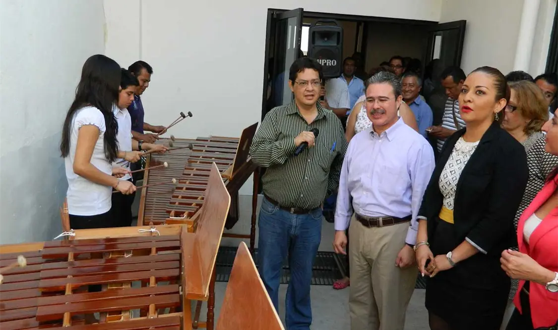 Samuel Toledo y Dilcia Camacho inauguraron el inmueble. CP