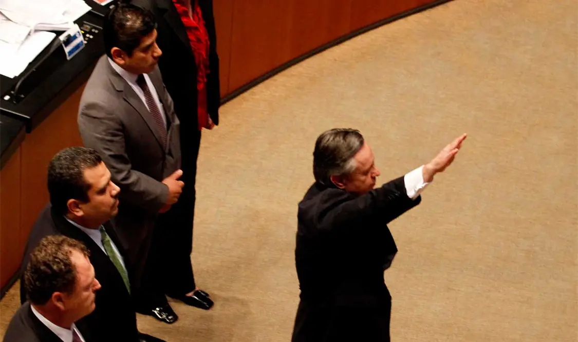 El Pleno del Senado de la República eligió a Eduardo Medina Mora como nuevo ministro de la SCJN. NTX