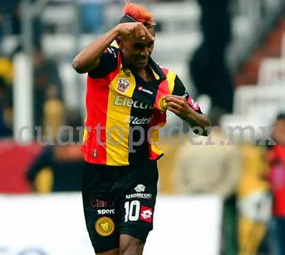 U de G se resiste al descenso