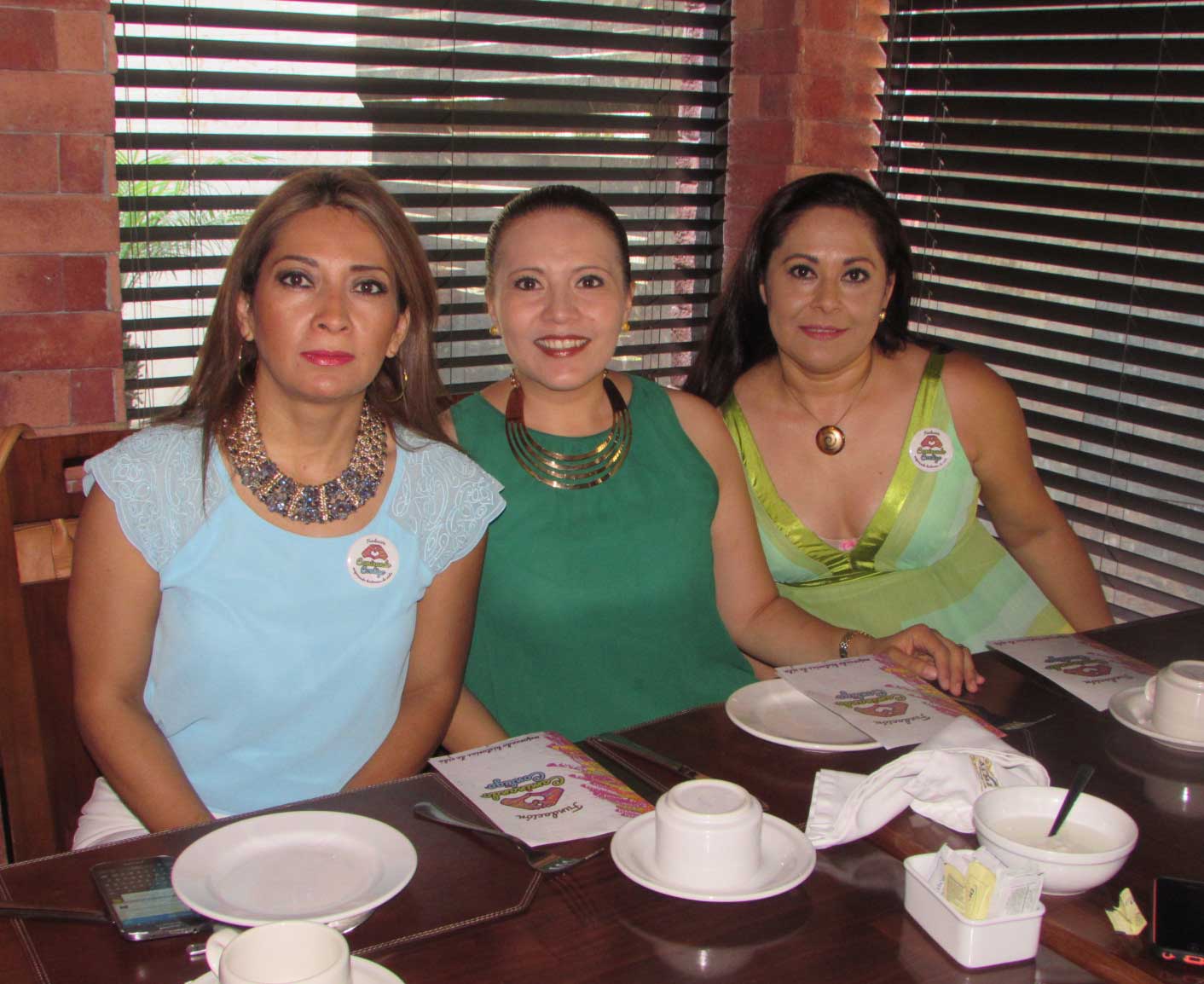Desayuno en favor de los niños