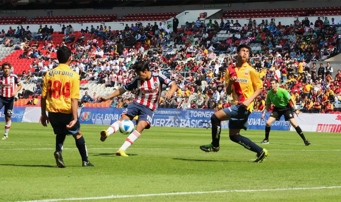 El equipo de las Chivas, se libraron del descenso y ahora buscan el liderato. Agencias