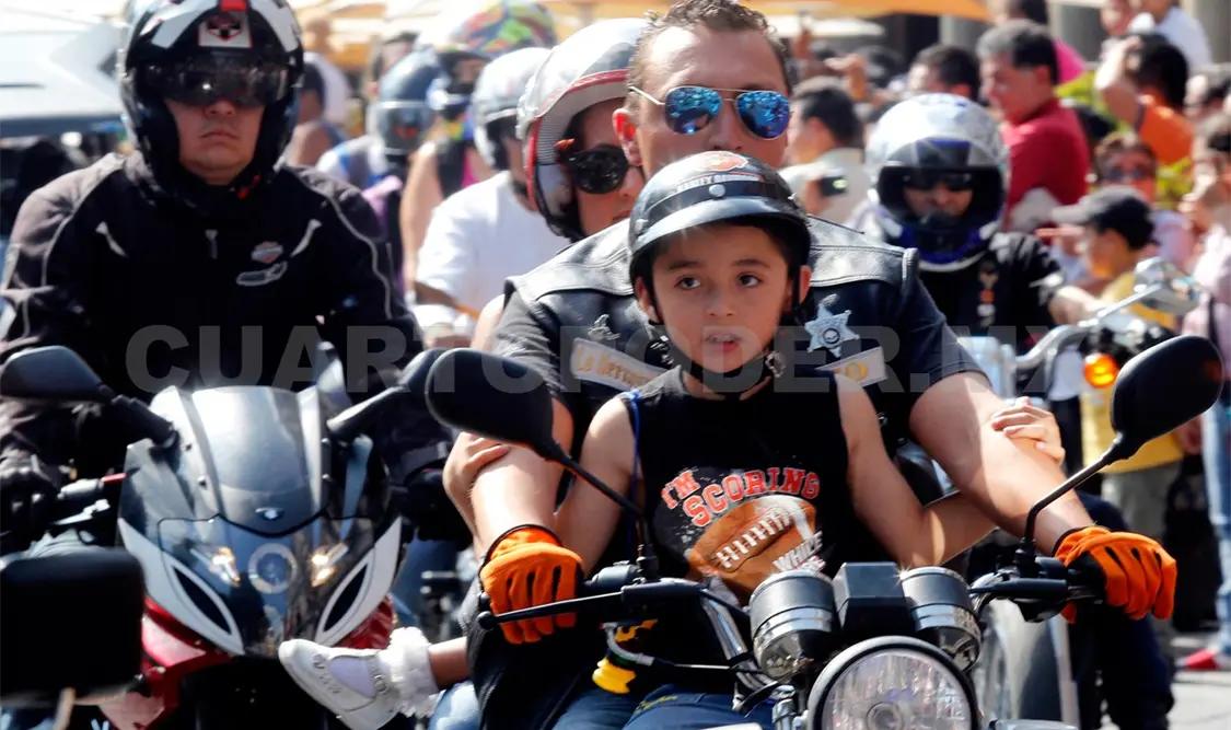 Motociclistas, personas trabajadoras y altruistas