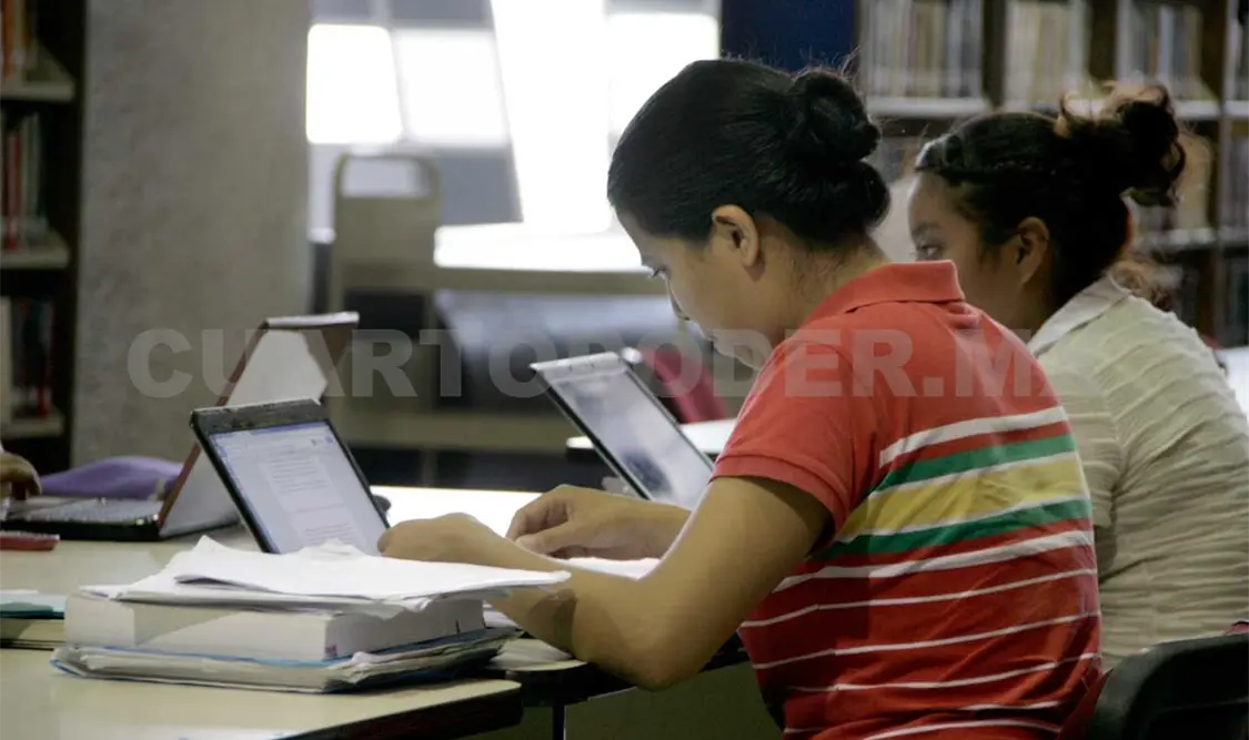 Obligatorio, espacio para estudiar preparatoria
