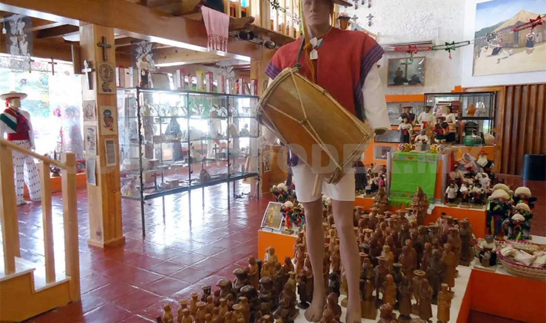 Cambia de nombre centro artesanal