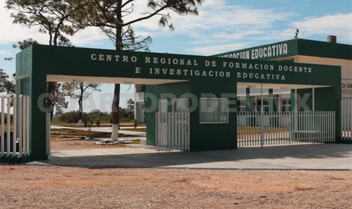 Lanza oferta académica para profesionales de la educación