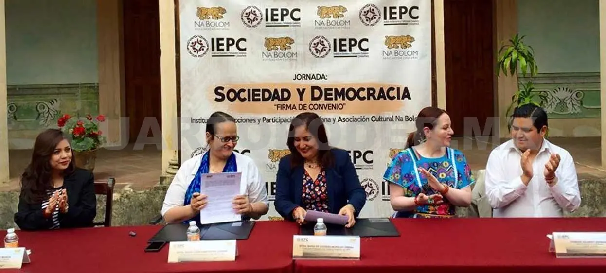 Firman convenio IEPC y Na Bolom