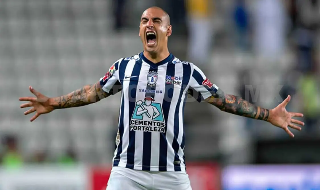 Mínima, pero ventaja para Pachuca sobre América