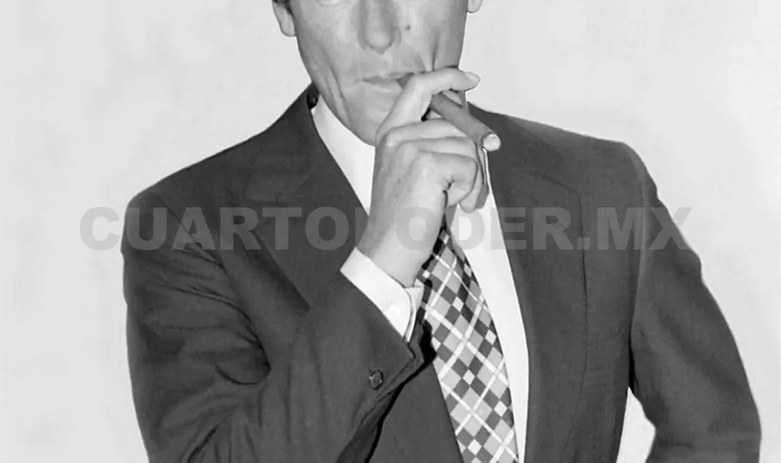 El Agente 007 es indemnizado por falsedad