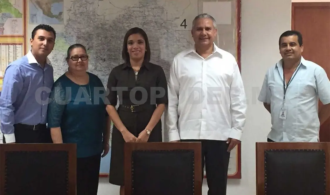Se reúnen cónsules con procurador de Justicia