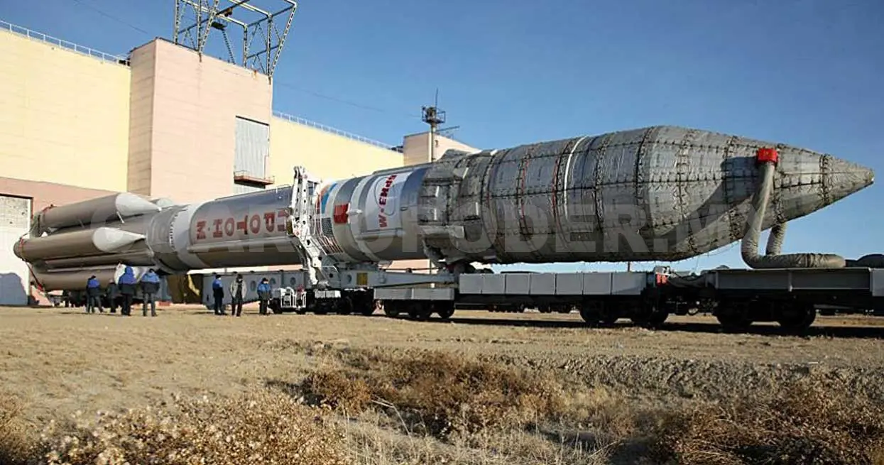 Cuando se termine la investigación del incidente, le llevará a la empresa Boeing aproximadamente 36 meses para la construcción de un nuevo satélite.