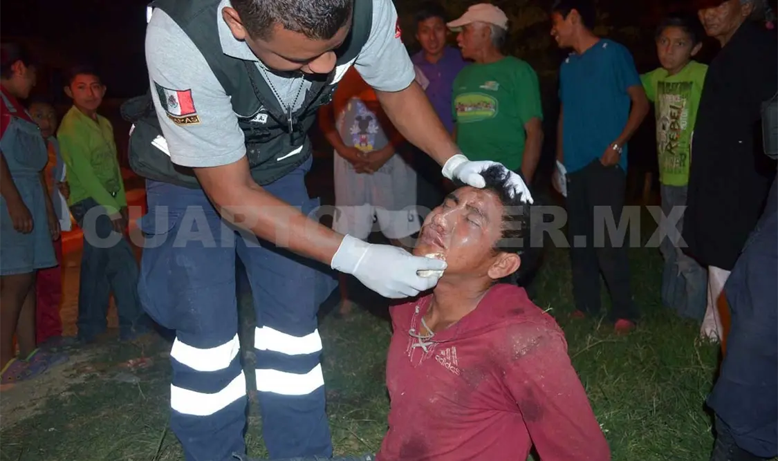Someten y amarran a asaltante en Comitán