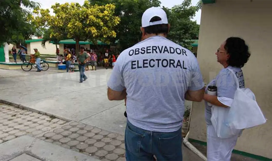 Otorga INE más de 10 mil acreditaciones