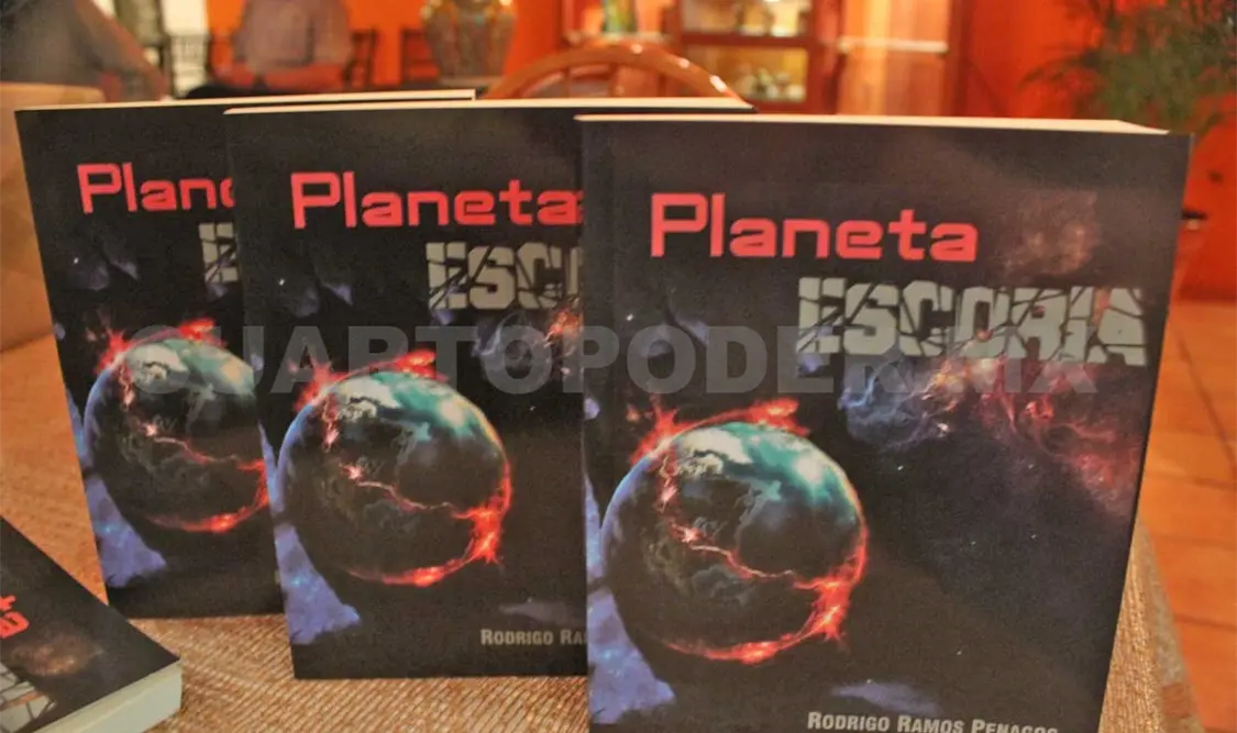 Presentan libro Planeta Escoria