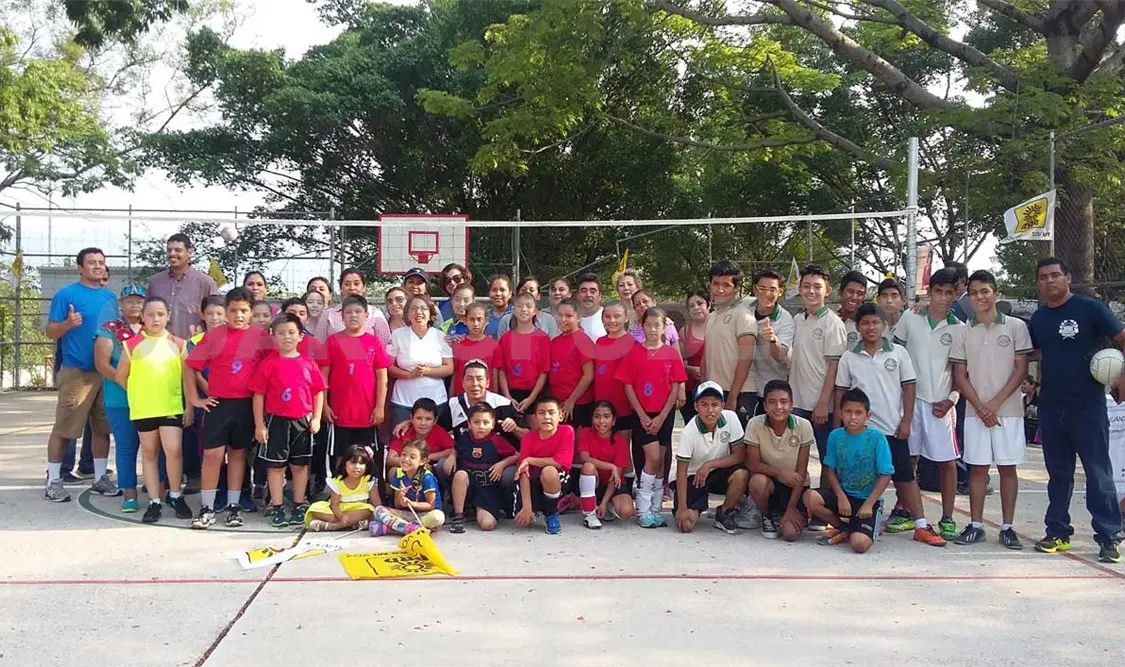 Realiza Soriano torneo Deporte Contigo