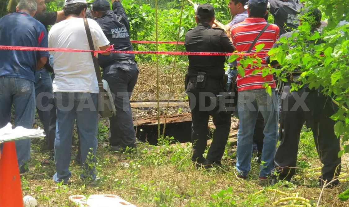 Un hombre fue hallado muerto en un pozo, en la zona rural de Frontera Hidalgo.