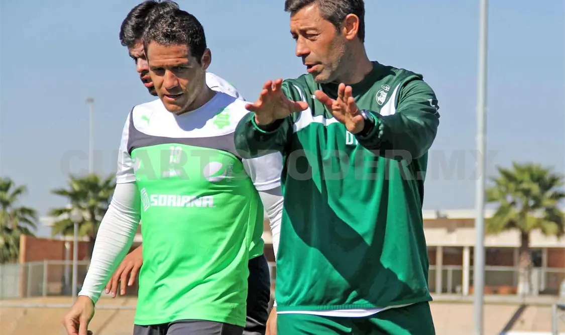 Caixinha descarta a Santos como favorito