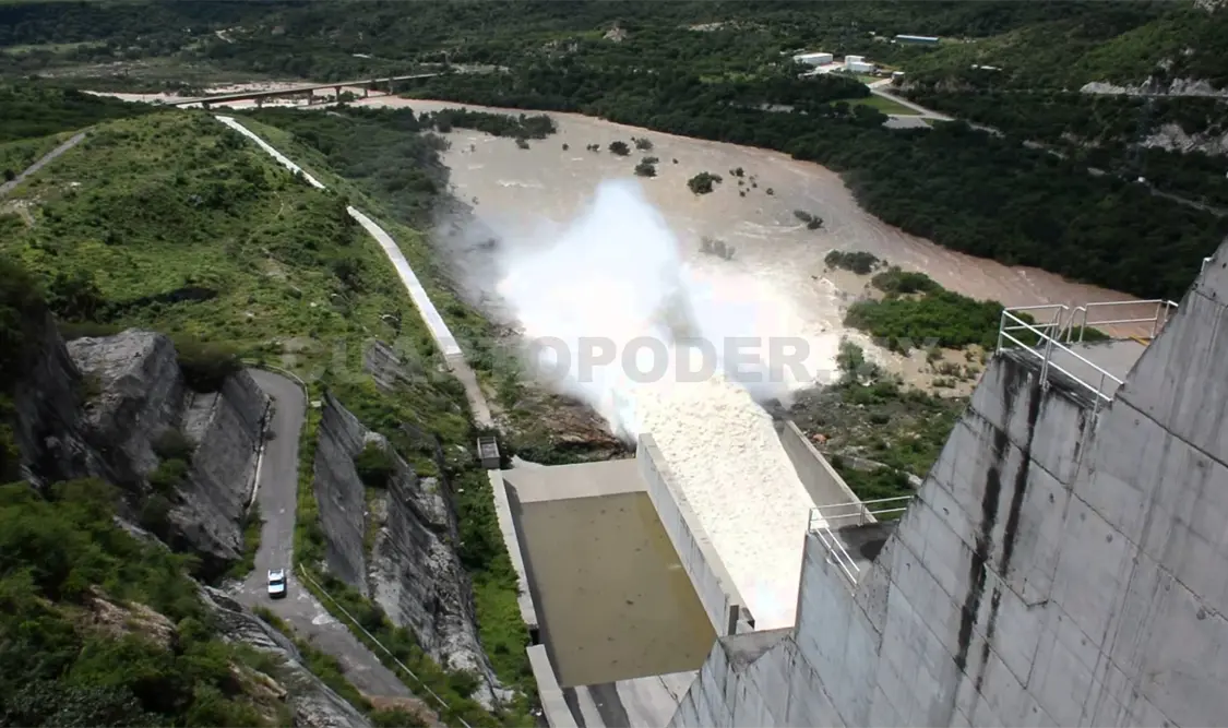 La Conagua lleva a cabo desfogues en presas de Chiapas. Cortesía
