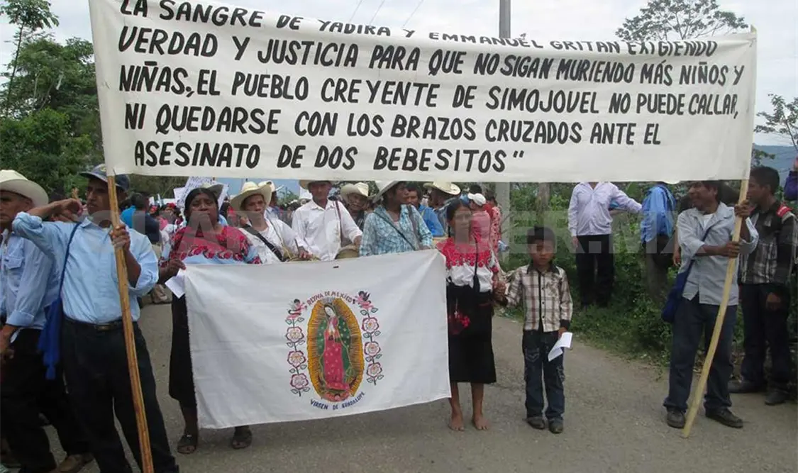 Realizan bloqueos en zona Selva