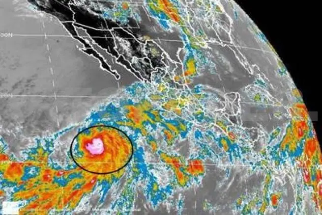 El Servicio Meteorológico monitorea los dos sistemas.