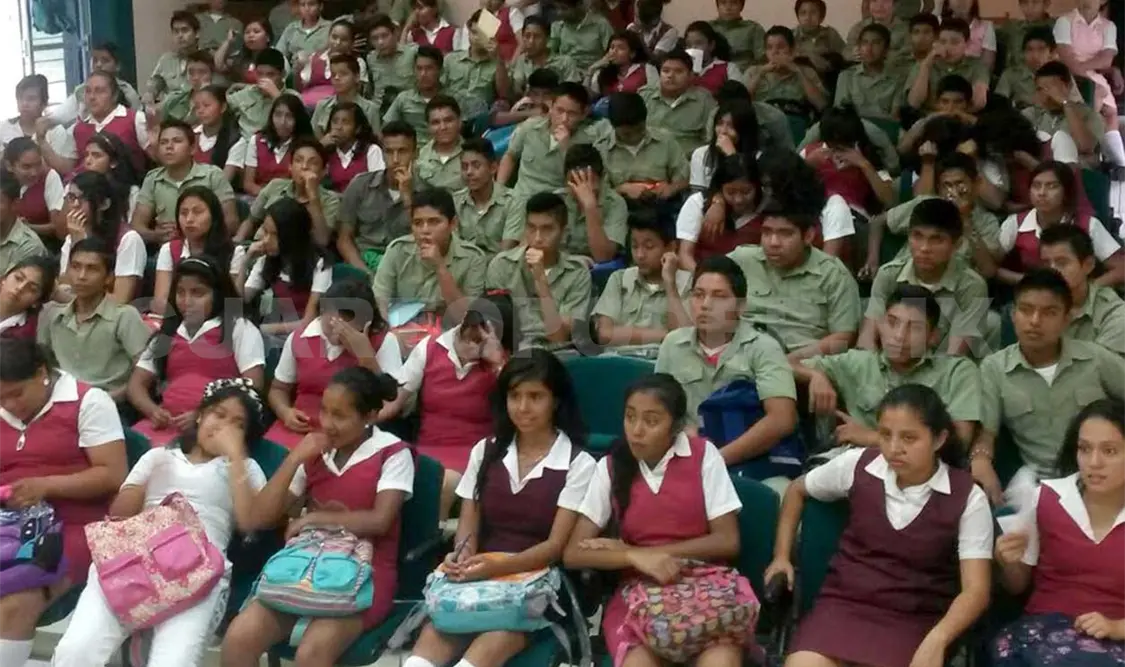 Imparte Fepada pláticas de prevención a estudiantes