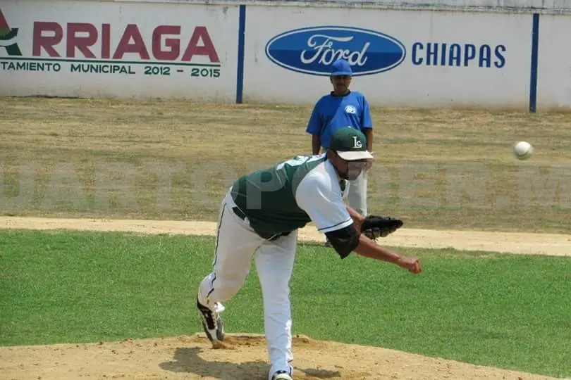 En el tercer encuentro, los de la Costa vencieron a los felinos en un juego muy cerrado. Alejandro Aguilar. / CP