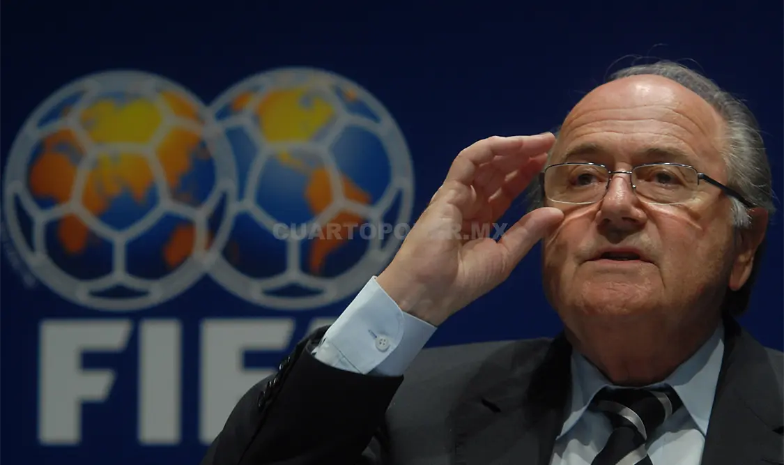 Por los problemas de fraude y demás Joseph Blatter anuncia su renuncia de la FIFA. Agencias