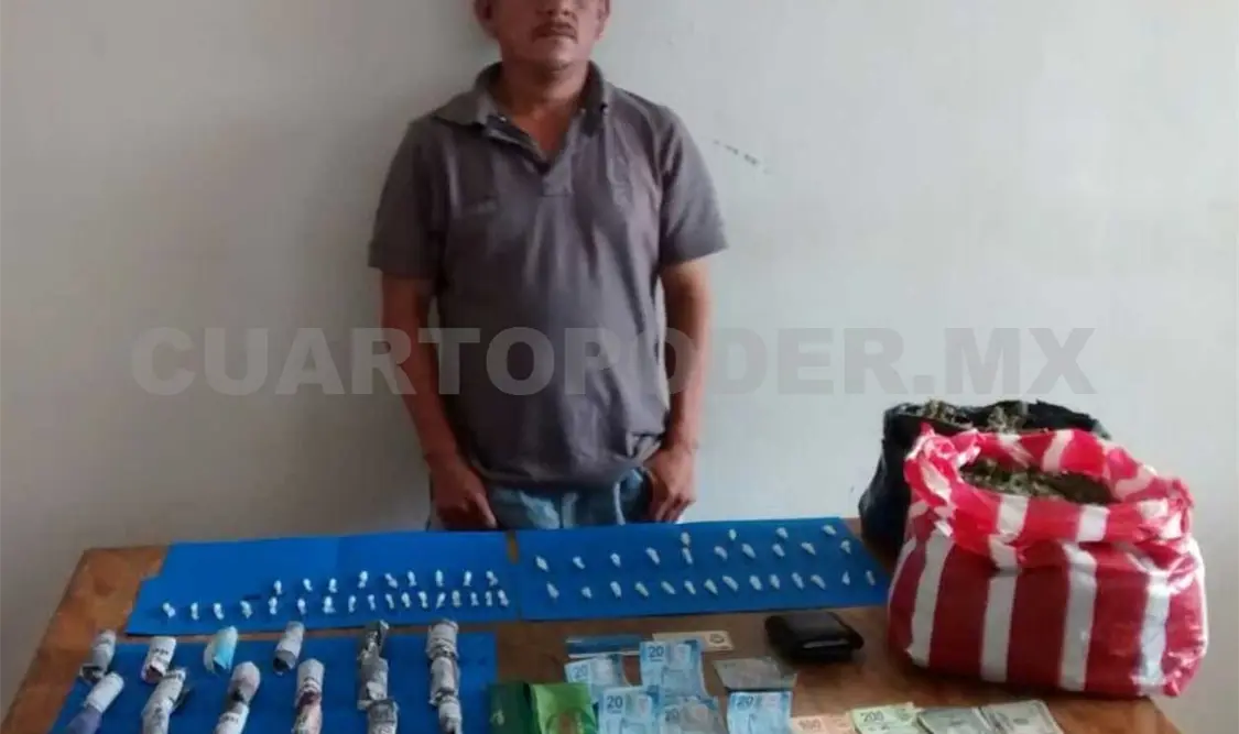 Sorprenden policías a narcomenudista