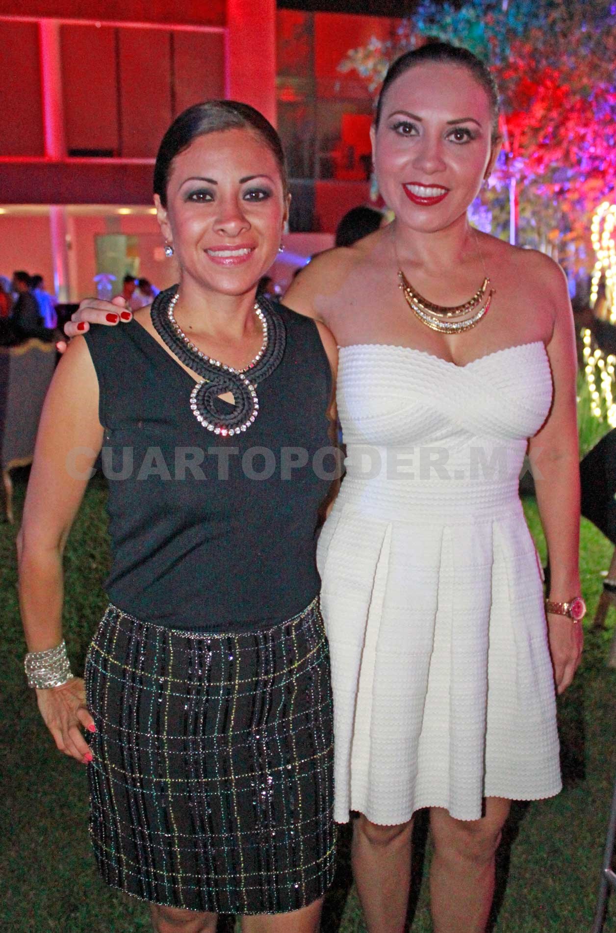 Noche de fiesta entre amigos
