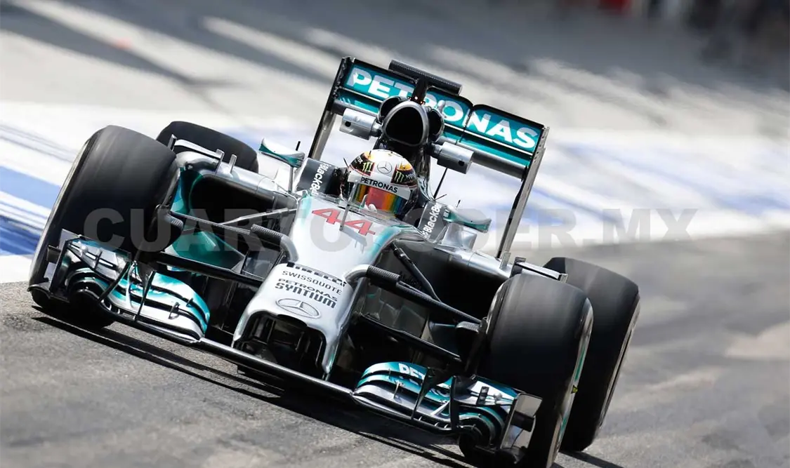 Hamilton marca el ritmo en primeros libres