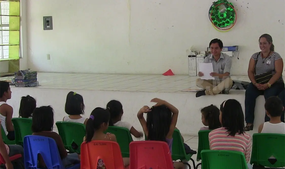 CEDH de Chiapas visita a niños de Casa Hogar del DIF Chiapas. Cortesía. CP