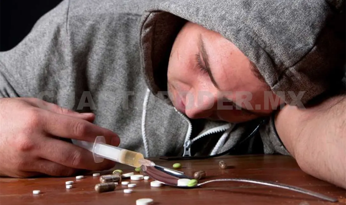 A los grupos de AA no solo llegan personas con problemas de alcoholismo, también se une el problema de consumo de drogas. Cortesía