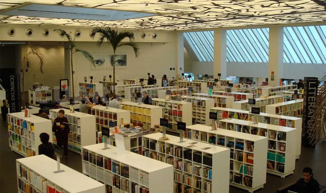 Finaliza la Venta masiva de libros