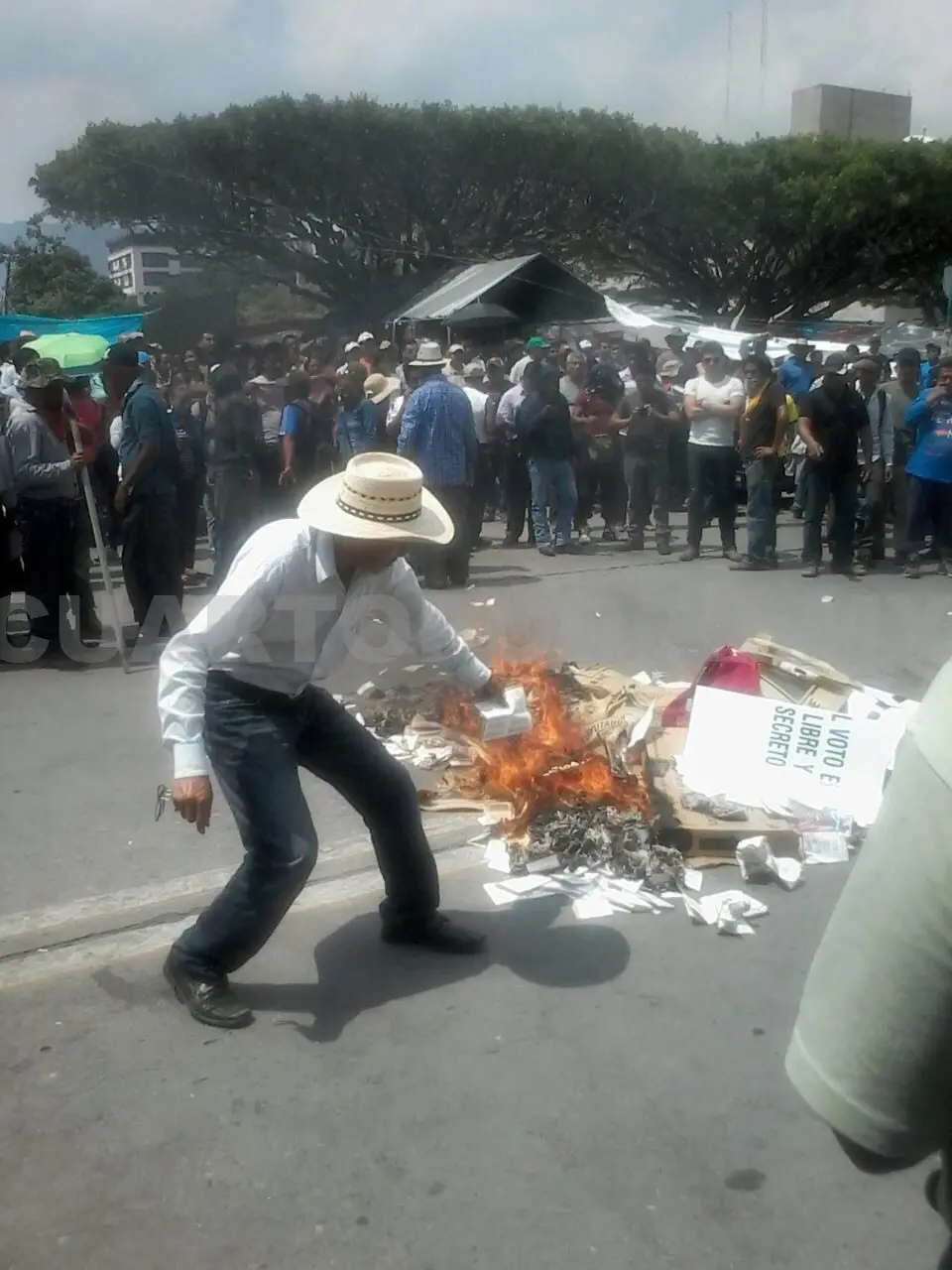 Reprueban quema y robo de urnas en la ciudad capital de Chiapas. Cortesía. CP