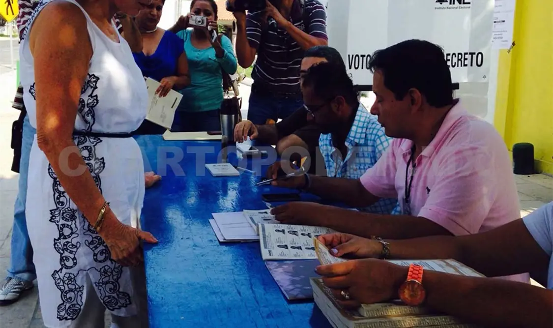 Convocó Leticia Coello a votar libremente
