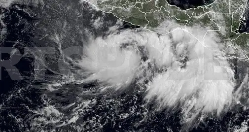 Tormenta Carlos sostiene vientos de 60 kilómetros por hora