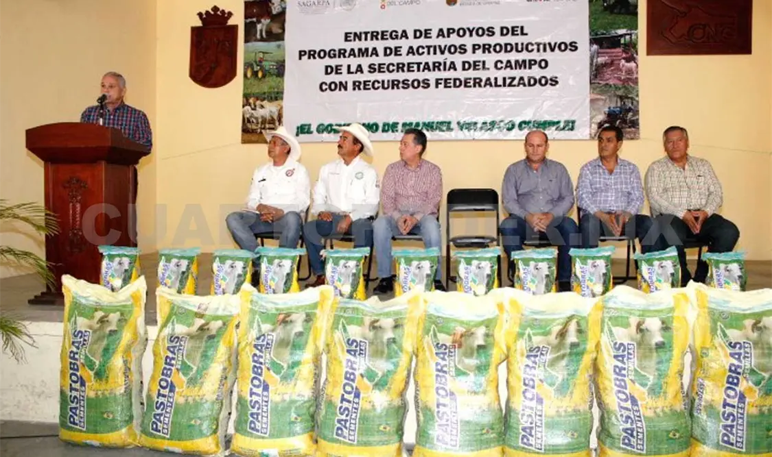 Impulsa MVC al sector ganadero con semillas