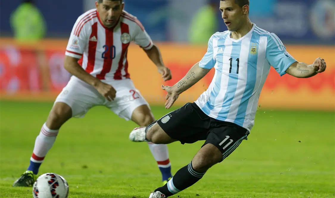 La albiceleste no pudo contra Paraguay que de último minuto consigue el empate. AP