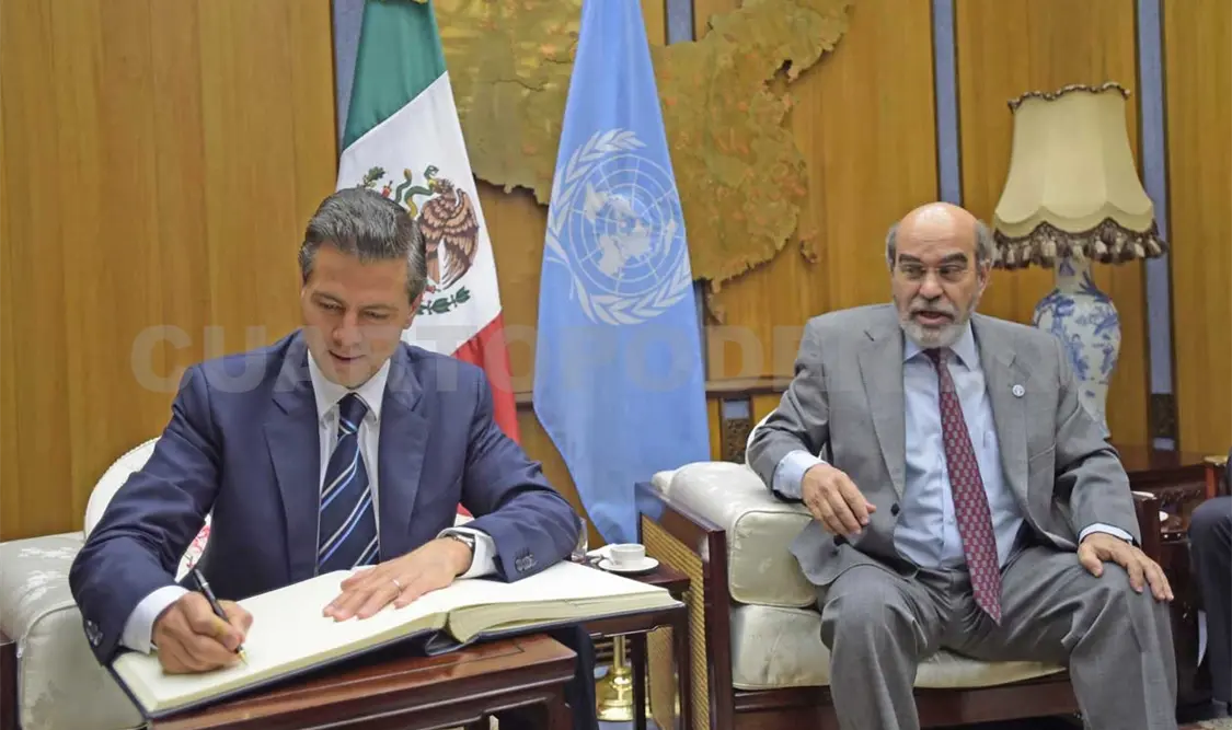 El presidente firma la alianza entre México y la FAO para garantizar la seguridad alimentaria. NTX