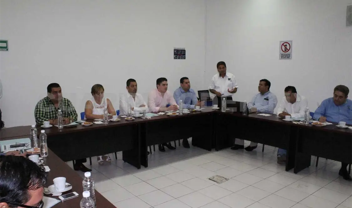 Capacitarán a conductores de transporte público