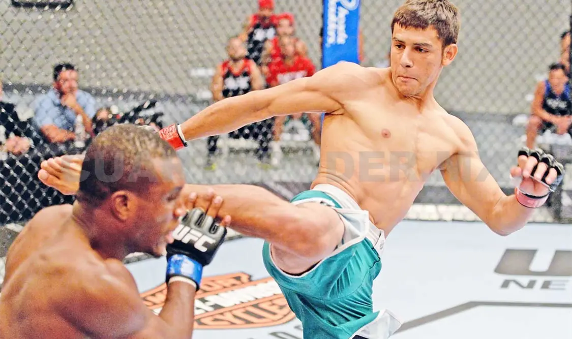 Mexicano Yair Rodríguez, estrella que nace: White