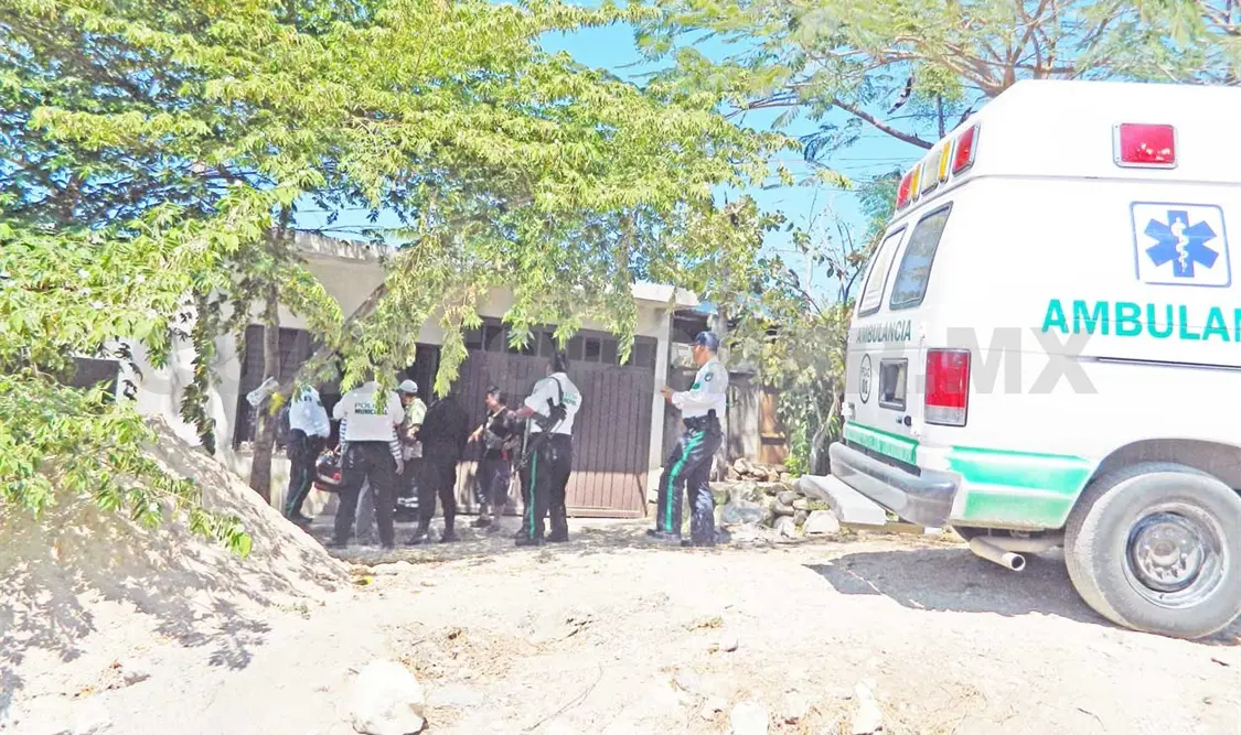 Ladrón golpea a residente