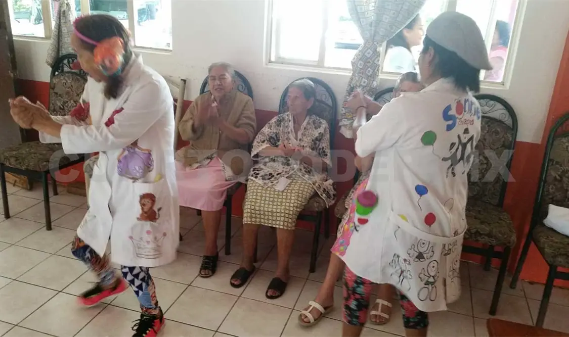 DIF brinda atención integral a adultos mayores