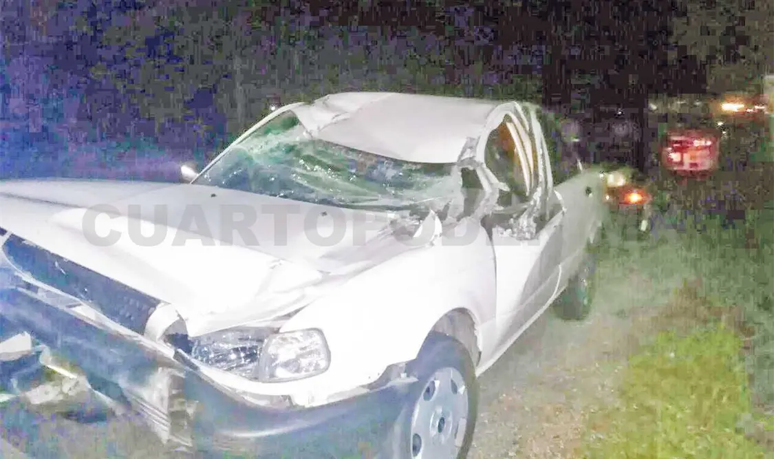 Vuelca auto de director del Conalep