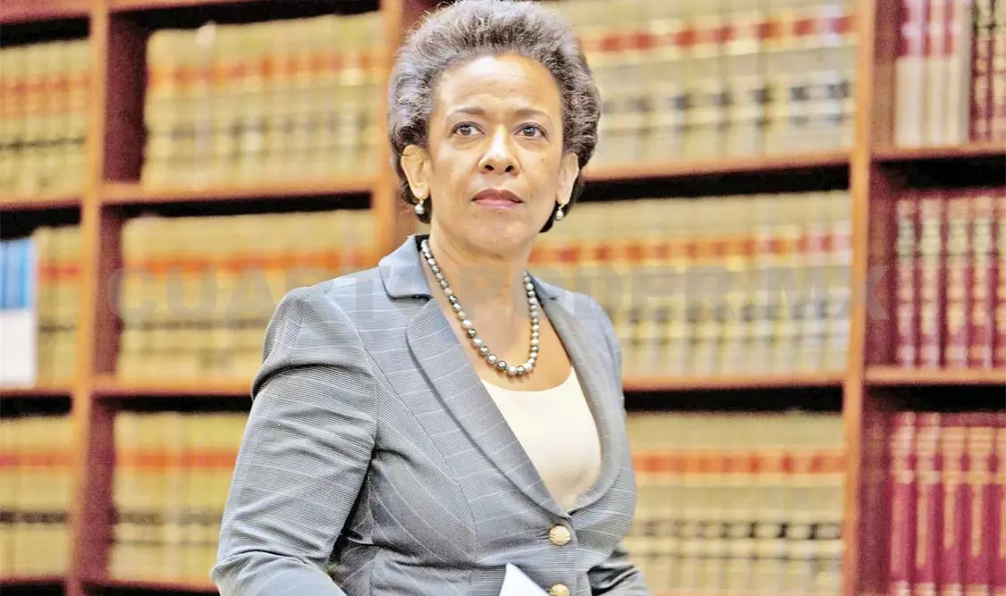 Loretta Lynch asume cargo