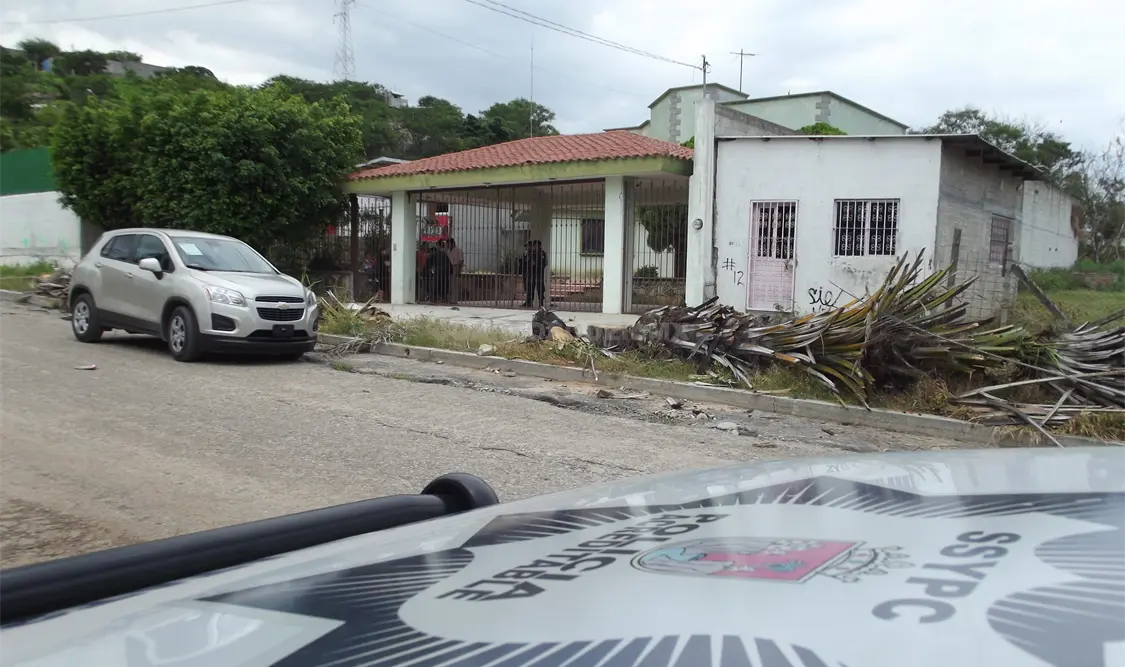 Un joven muerto, de un balazo en la cabeza, fue encontrado dentro de una casa semi abandonada. A. Alegría / CP