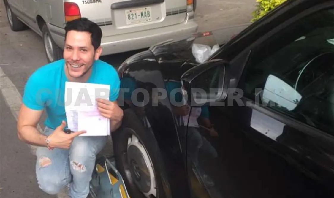 Christian Chávez es multado