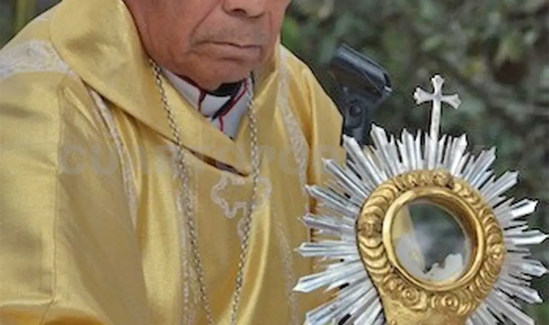 Los motivos de la salida del Pastor Zavala Castro, no fueron especificados por el Vaticano. Agencias